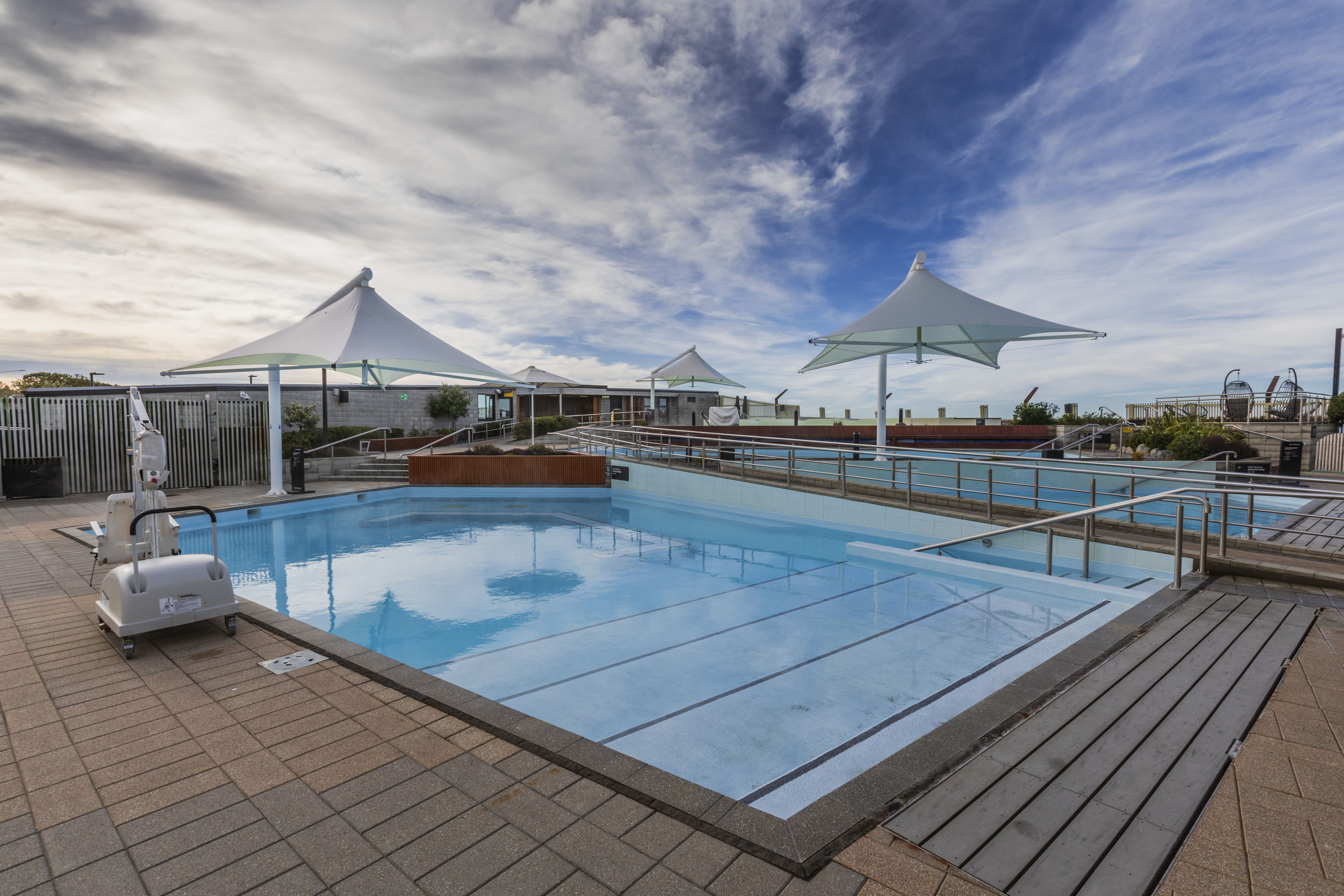 Overview of the two hot pools at He Puna Taimoana